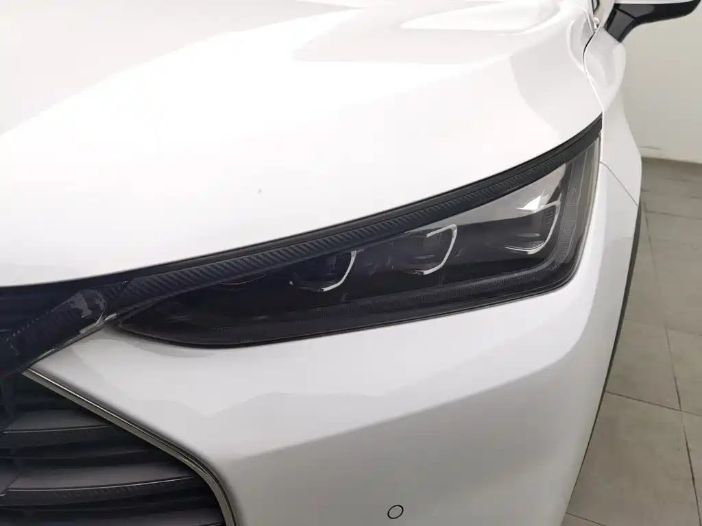 BYD Tang — миниатюра 7