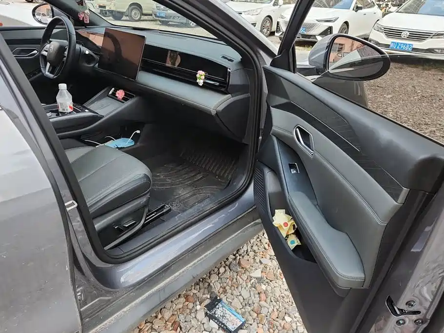 BYD Qin L — миниатюра 8