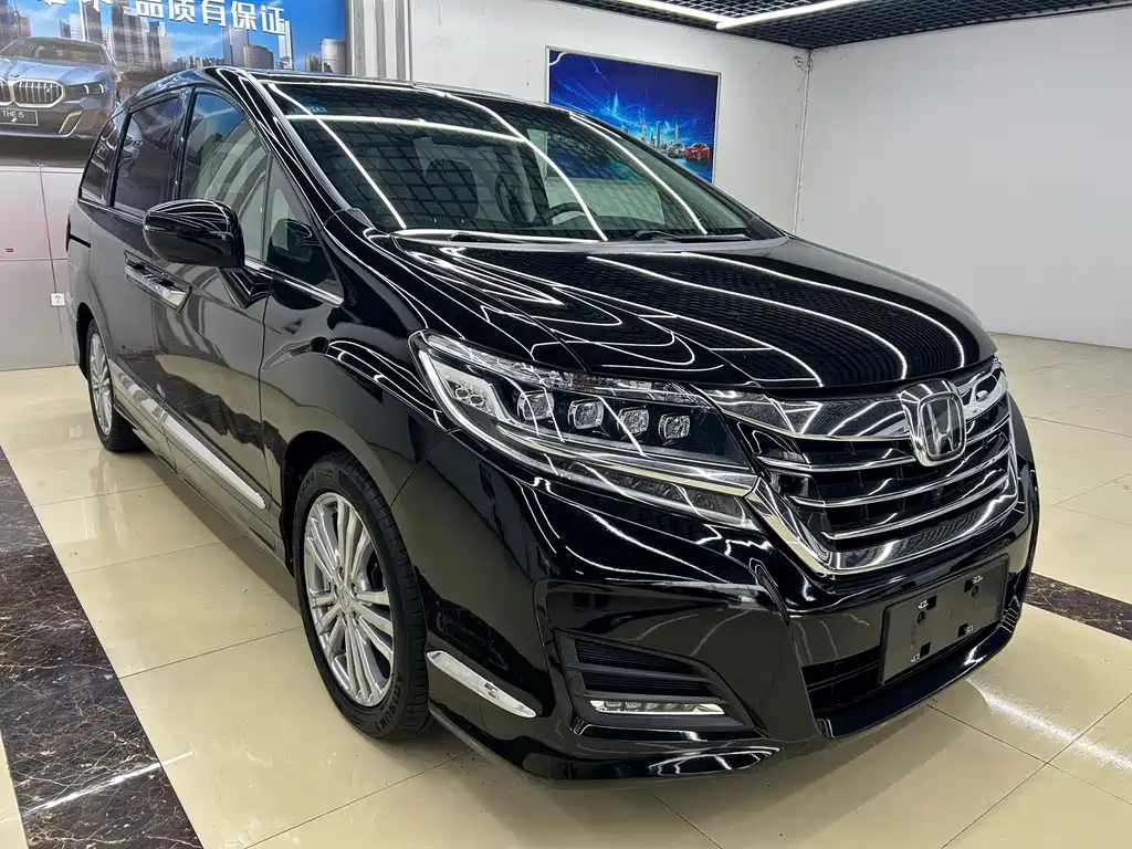 Honda Elysion — миниатюра 2