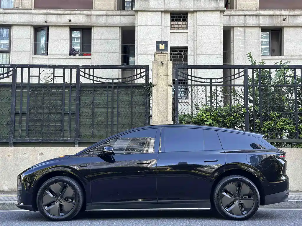 Li Auto i6 — фотографии объявления, Фото 8