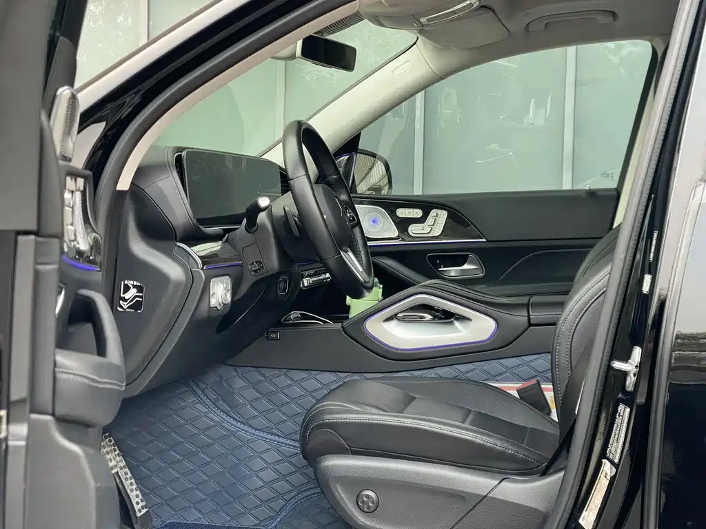 Mercedes-Benz GLS — миниатюра 7