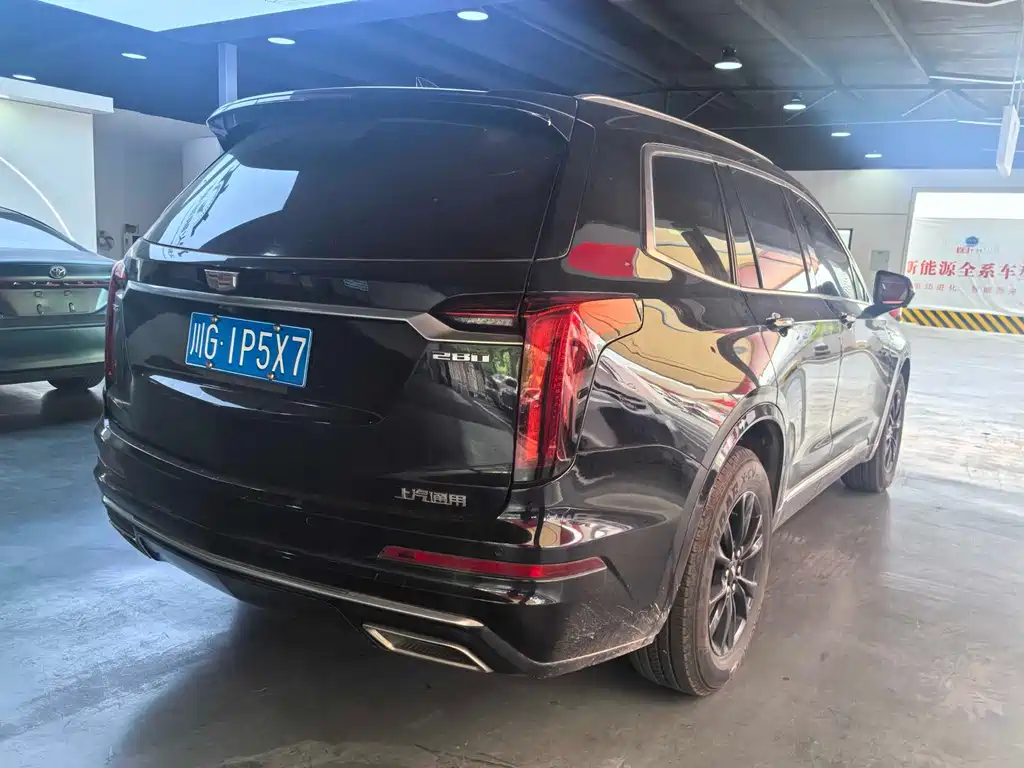 Cadillac XT6 — миниатюра 7