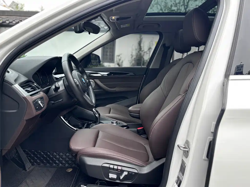 BMW X1 — миниатюра 11