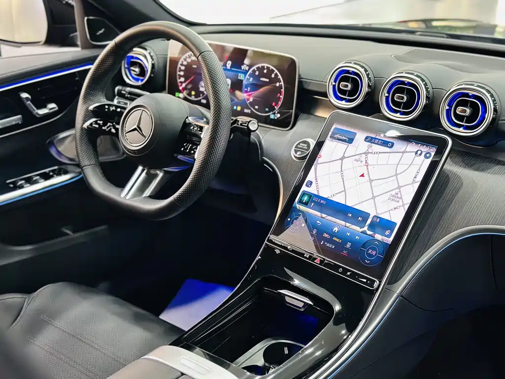 Mercedes-Benz C-Class — миниатюра 16