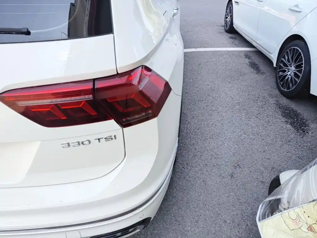 Volkswagen Tiguan L — миниатюра 8