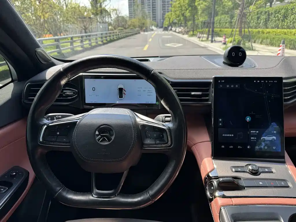 NIO EC6 — миниатюра 19