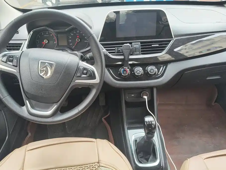 Baojun 310 — миниатюра 12