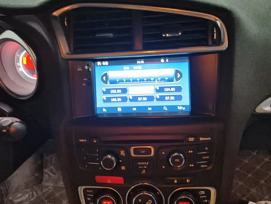 Citroen C4L — миниатюра 13