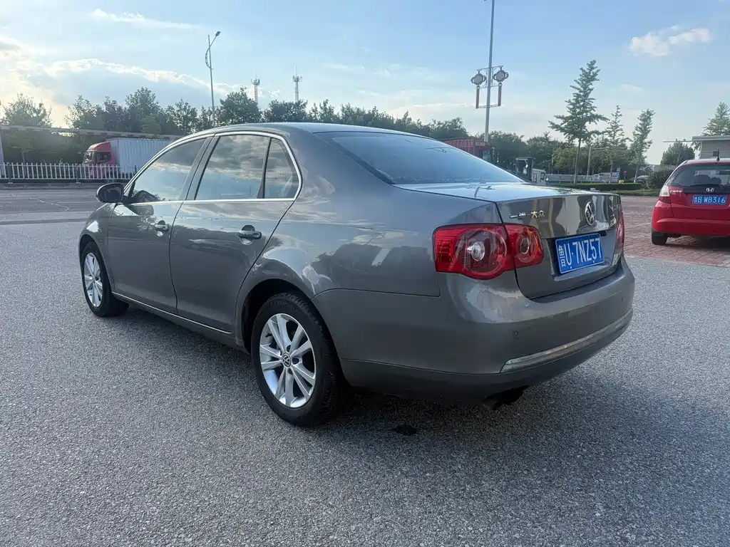 Volkswagen Sagitar — миниатюра 6