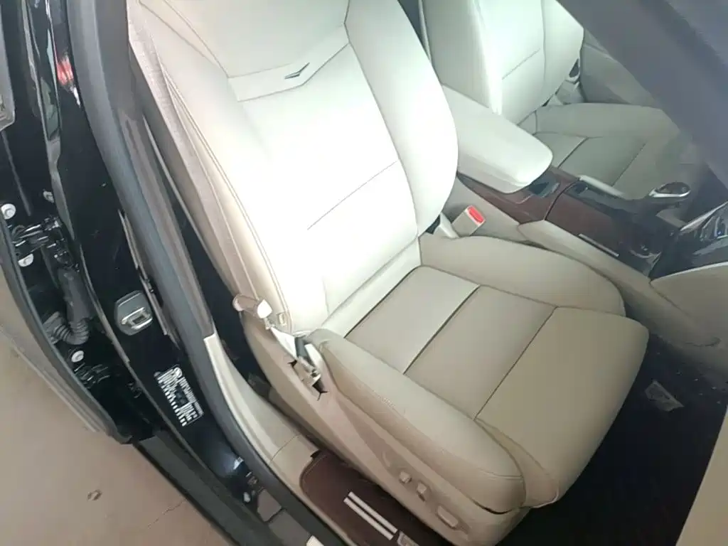 Cadillac XTS — миниатюра 25