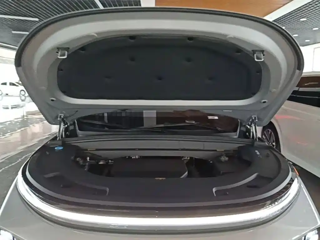 Li Auto Li L7 — миниатюра 20