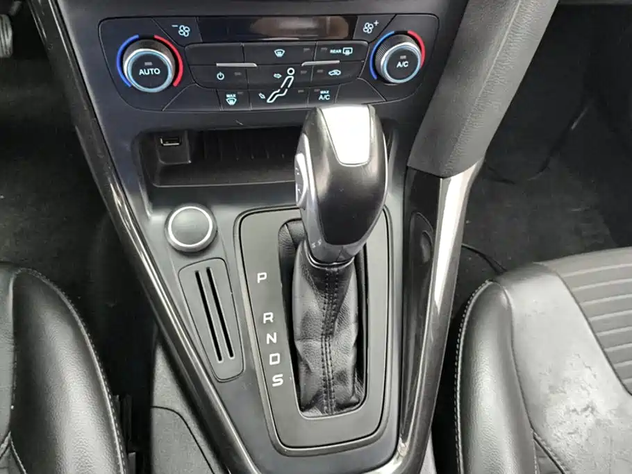 Ford Focus — миниатюра 16