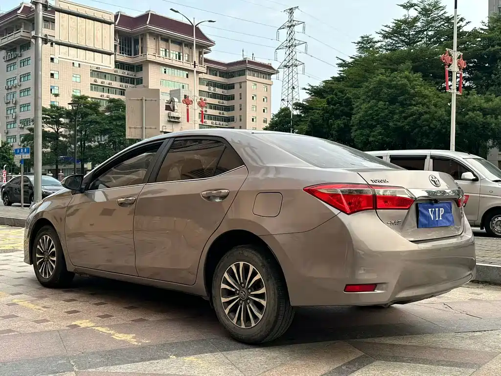Toyota Corolla — миниатюра 4