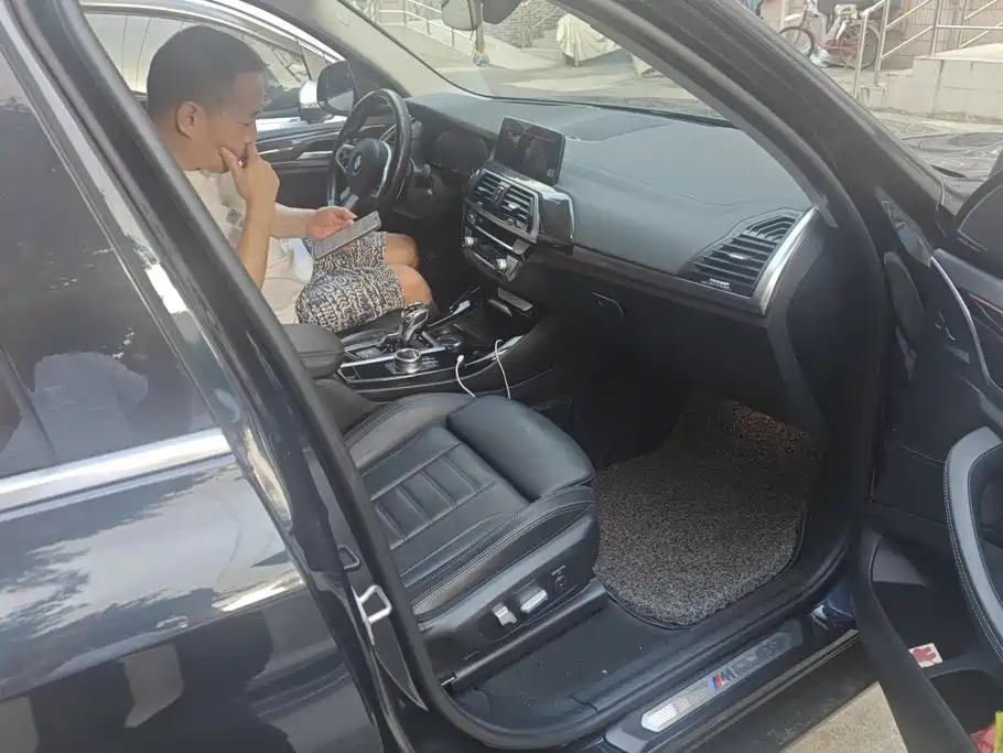 BMW X3 — миниатюра 8