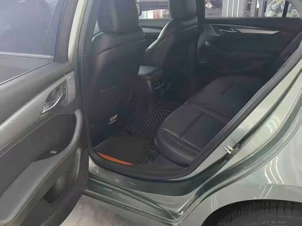 Cadillac CT5 — миниатюра 13