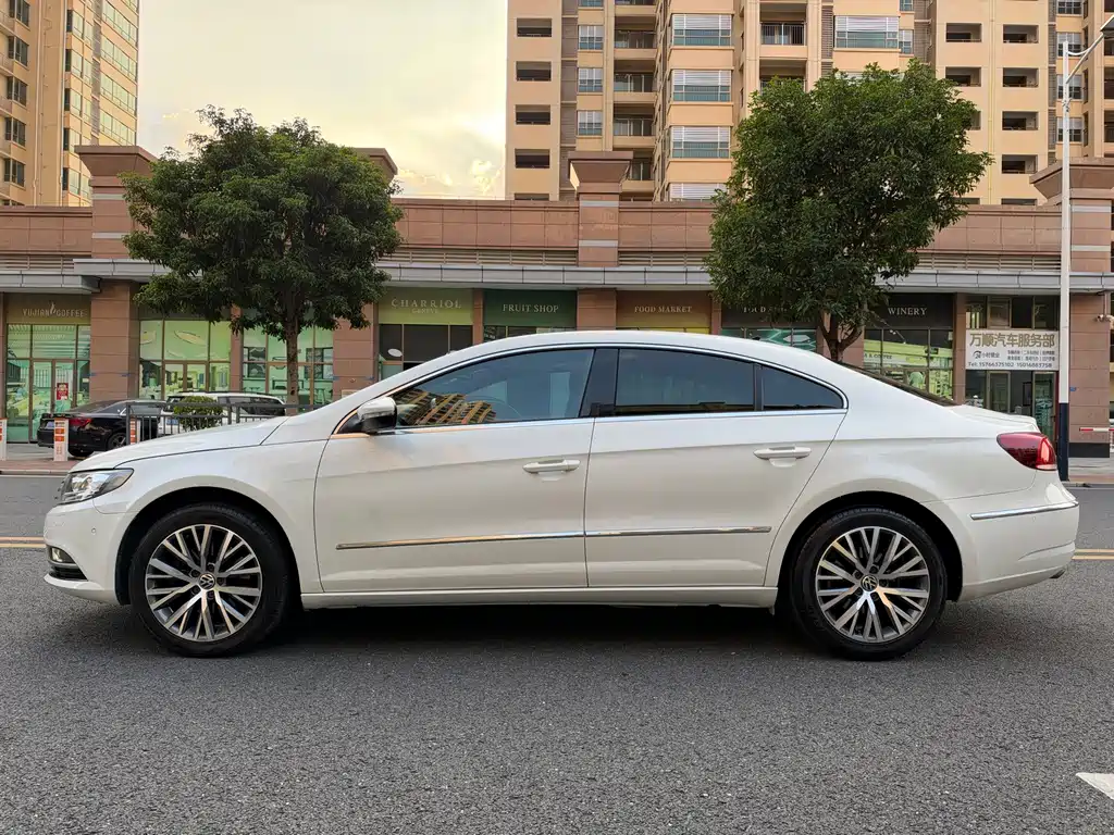 Volkswagen CC — миниатюра 6