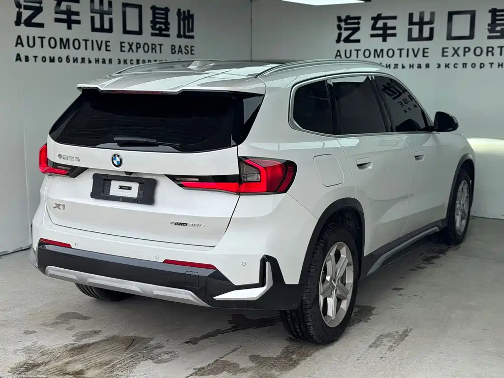 BMW X1 — миниатюра 13