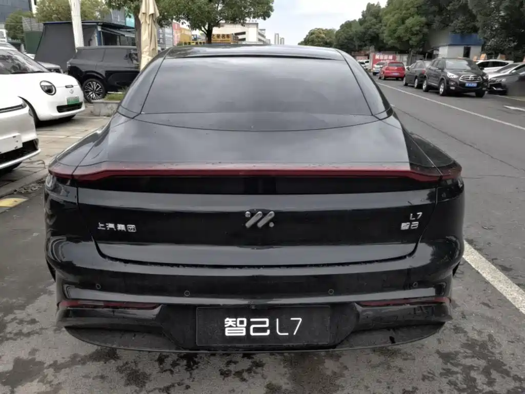 IM Motors L7 2022 Dynamic