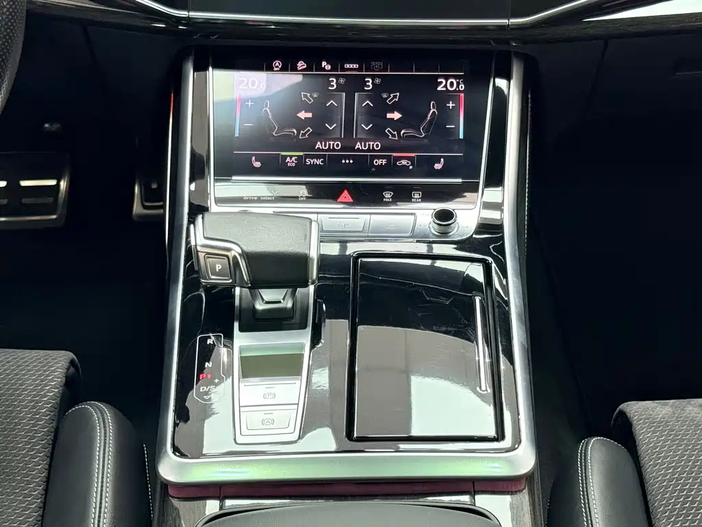 Audi Q8 — миниатюра 14