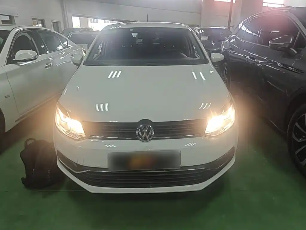 Volkswagen Polo — миниатюра 3