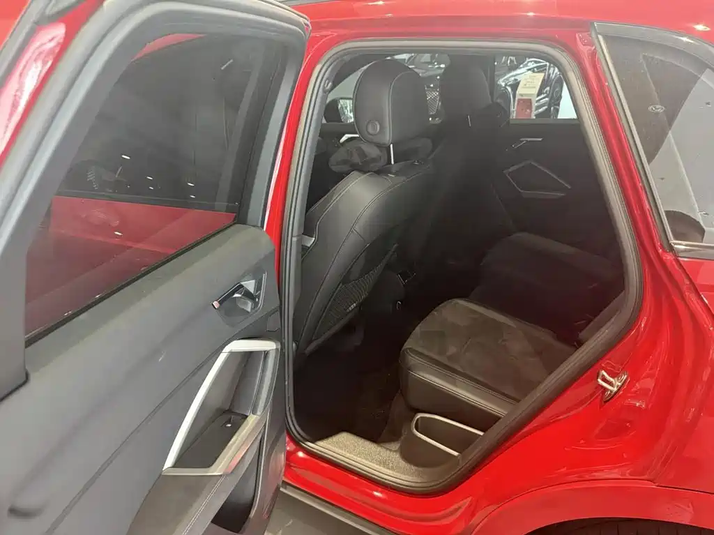 Audi Q3 — миниатюра 8