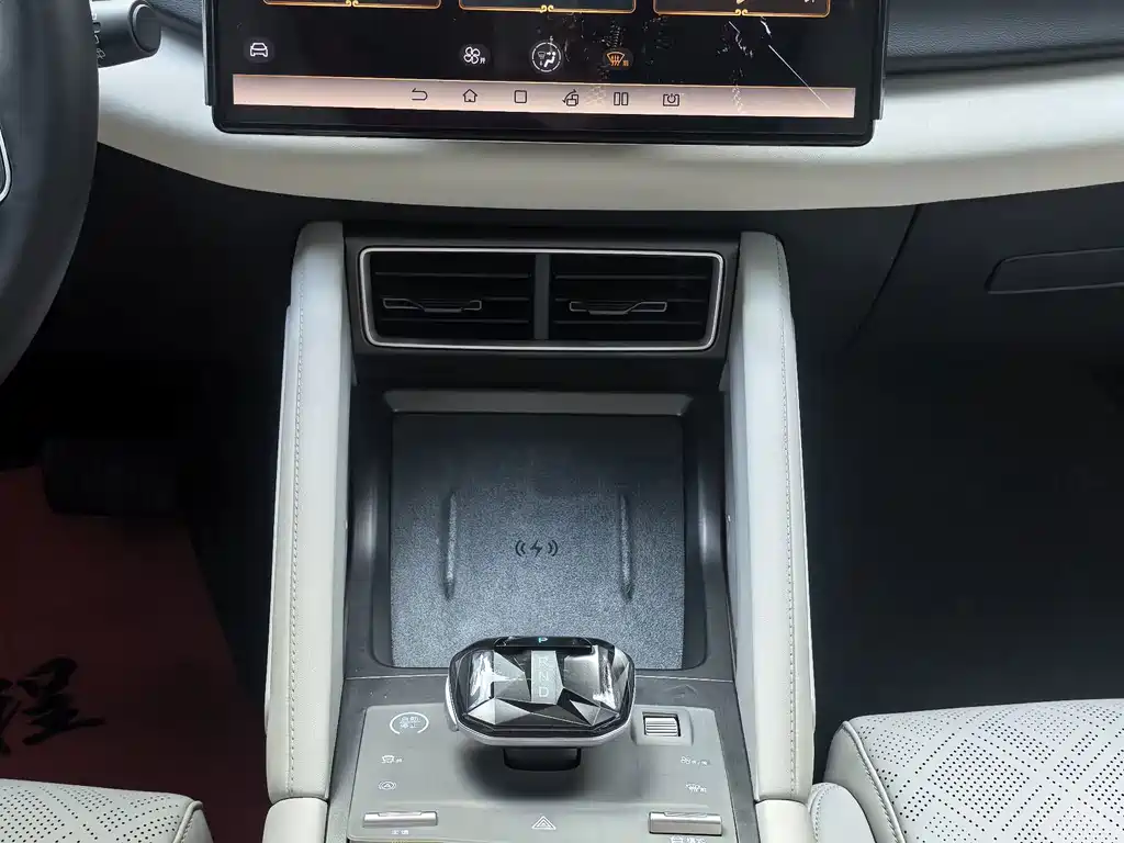 BYD Yuan UP — миниатюра 15