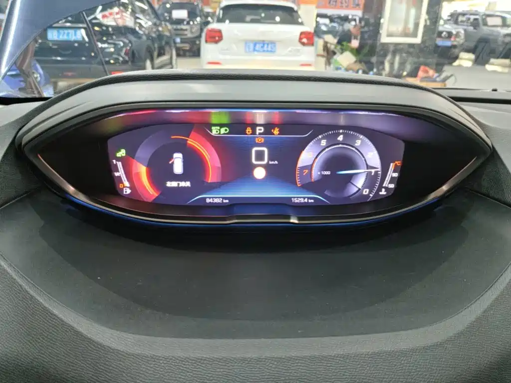 Peugeot 4008 — миниатюра 12