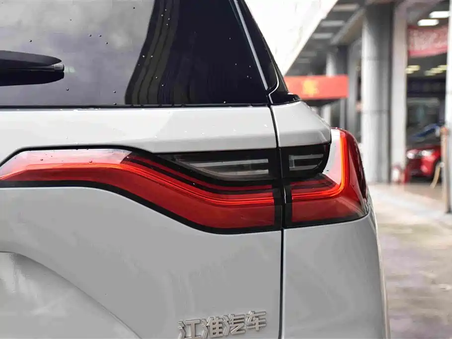 NIO ES8 — миниатюра 21
