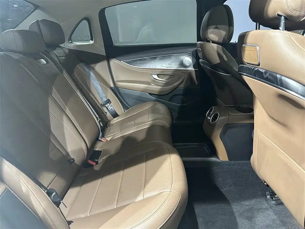 Mercedes-Benz E-Class E 2018 E 200 L Sport