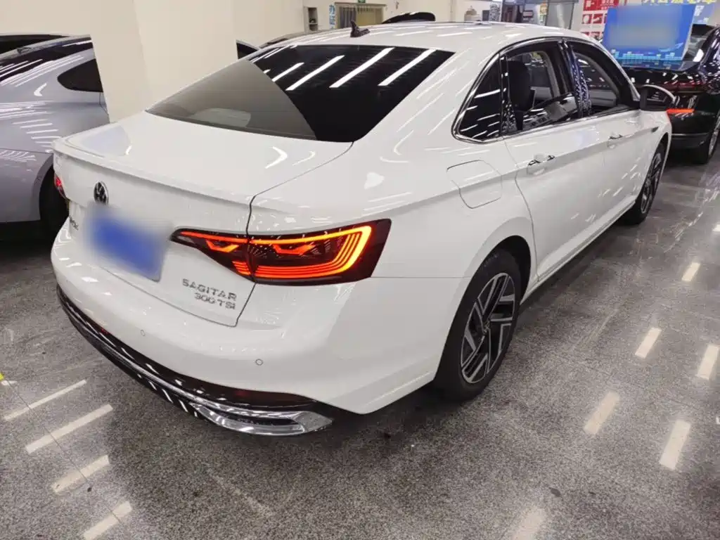 Volkswagen Sagitar — миниатюра 7