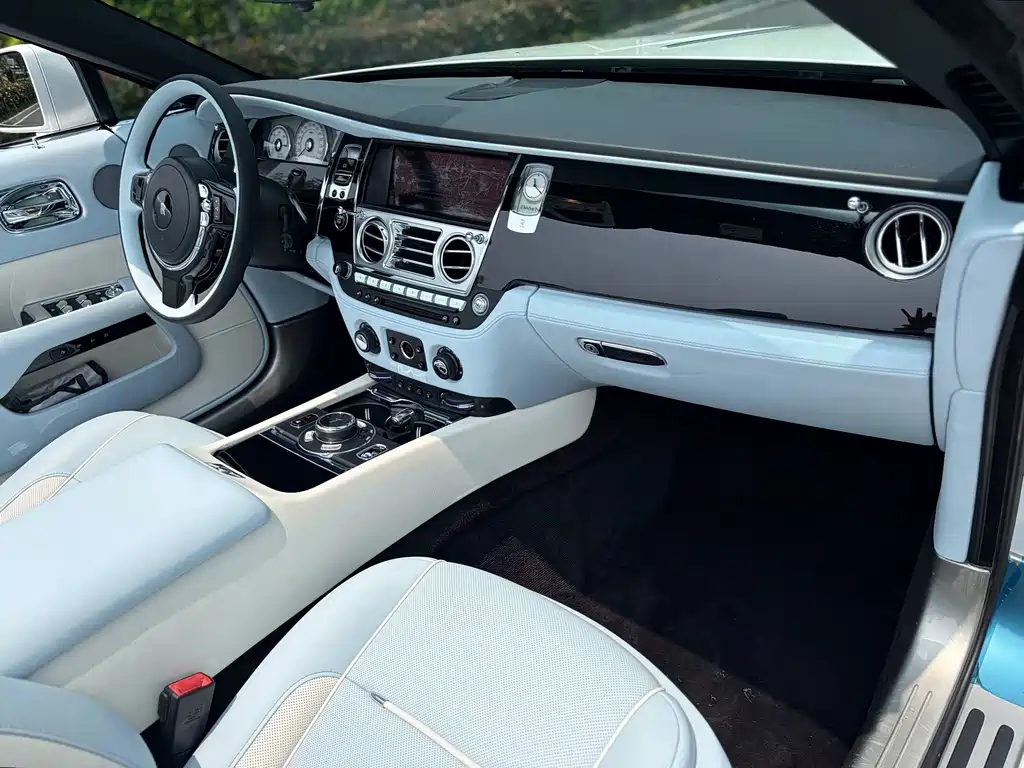 Rolls-Royce Dawn — миниатюра 15