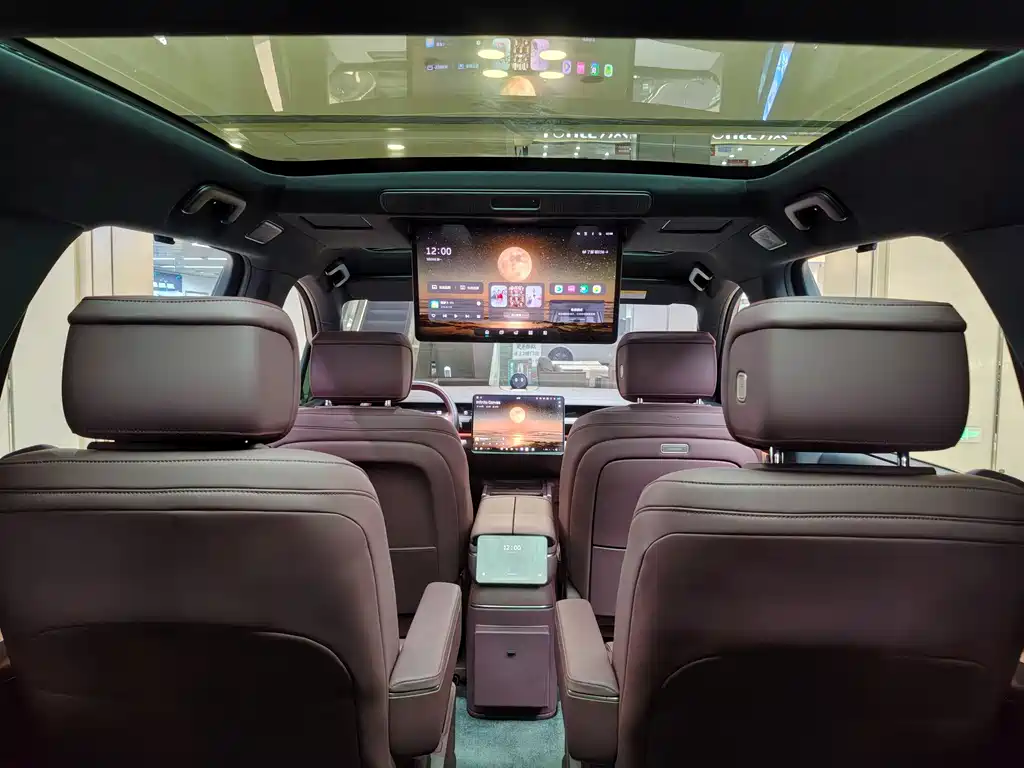 NIO ES8 — миниатюра 16