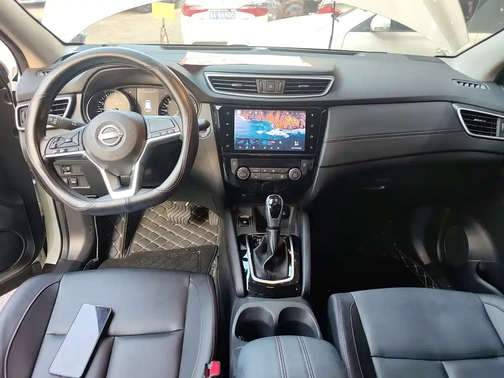 Nissan Qashqai — миниатюра 19