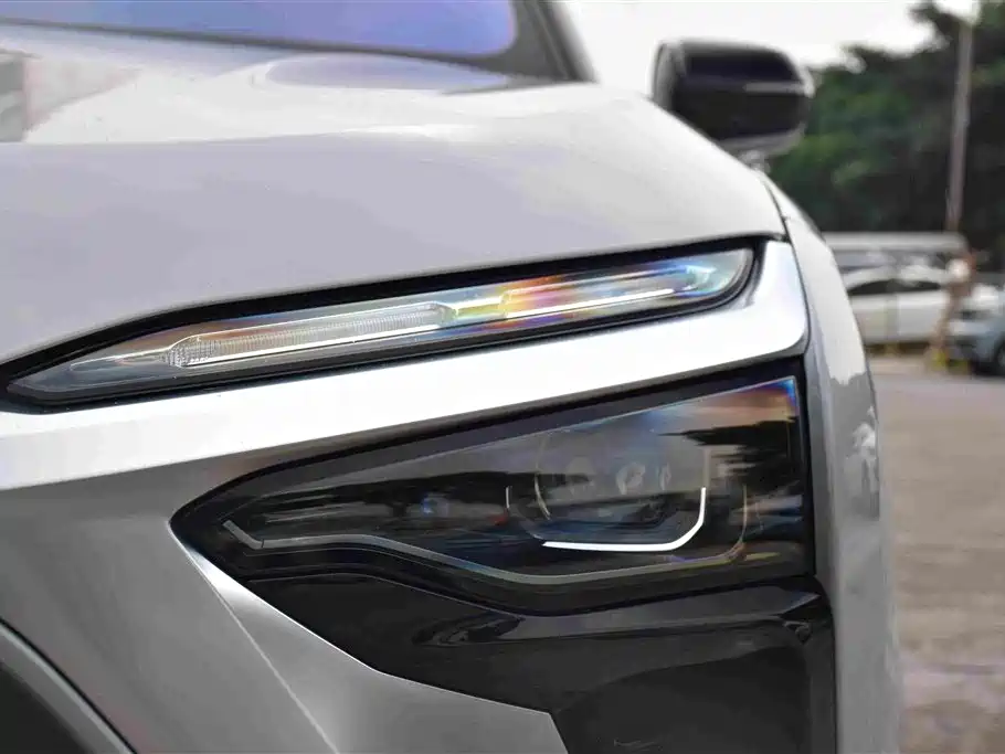 NIO ES8 — миниатюра 20