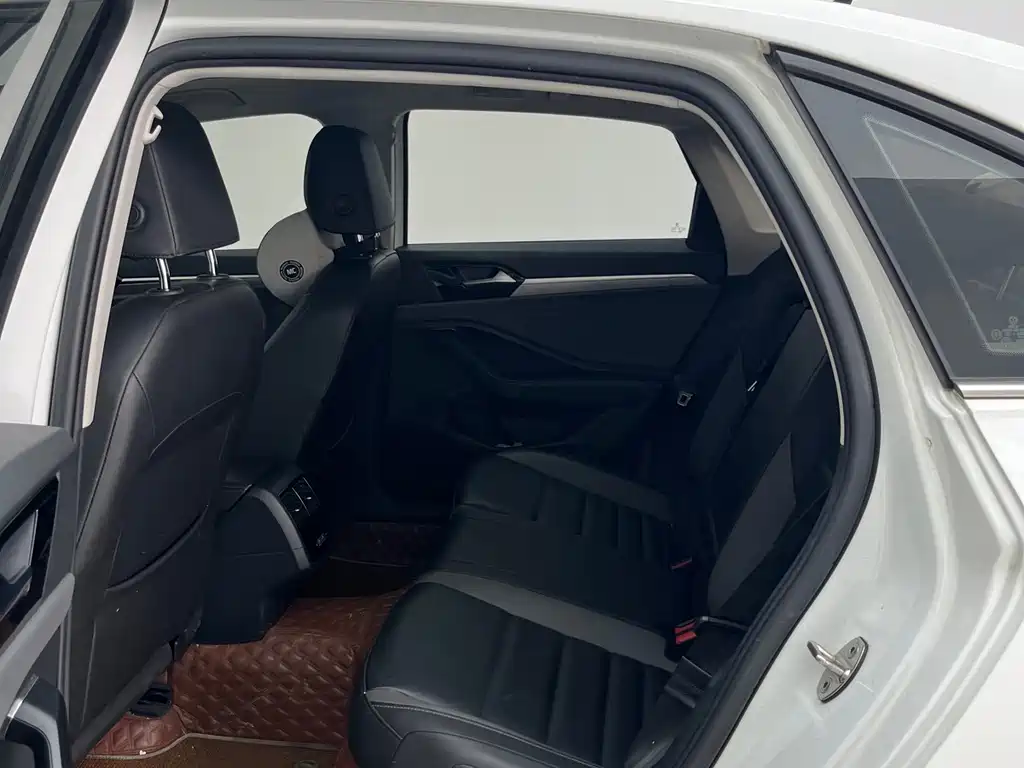Volkswagen Sagitar — миниатюра 9