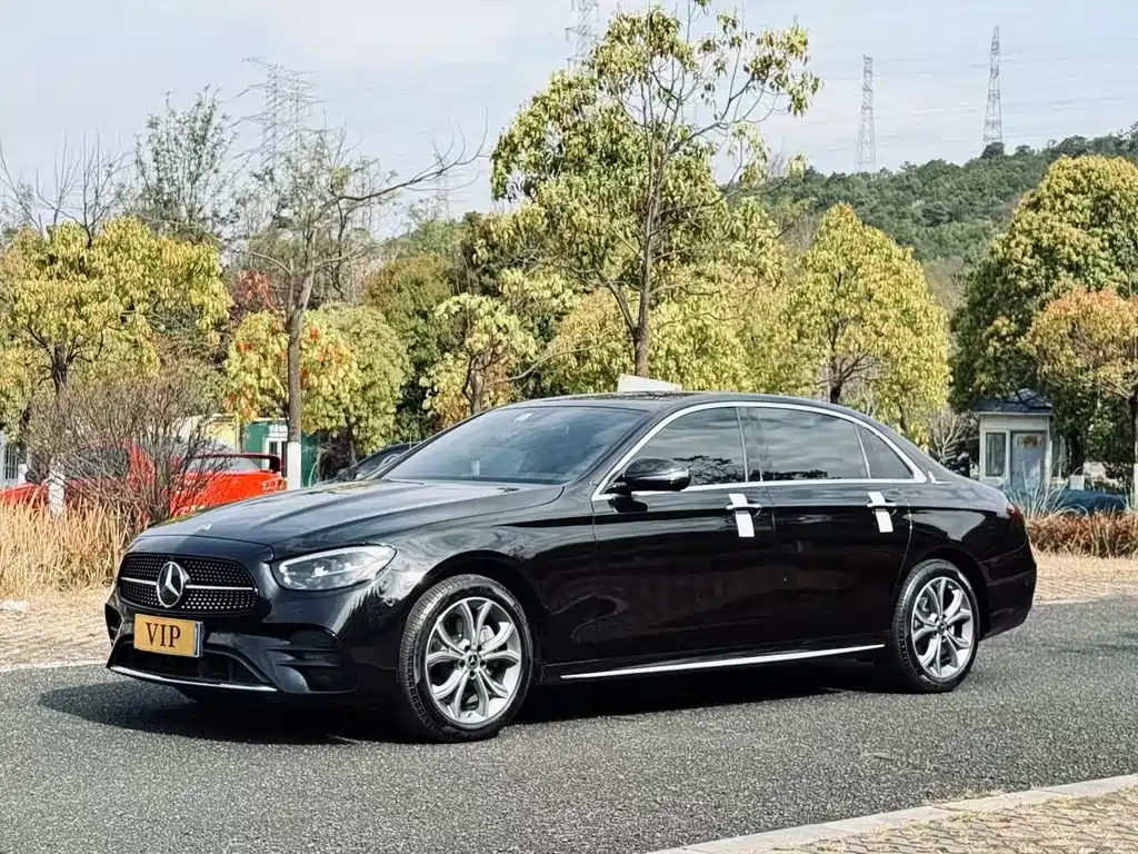 Mercedes-Benz E-Class 2021