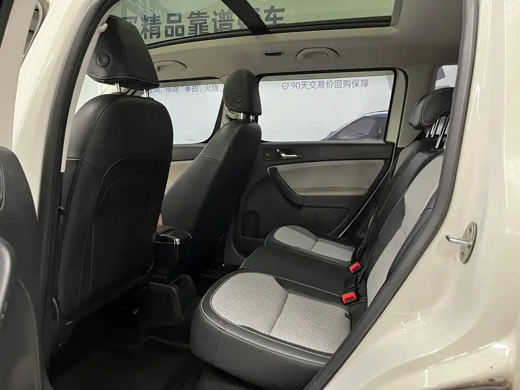 Skoda Yeti — миниатюра 13