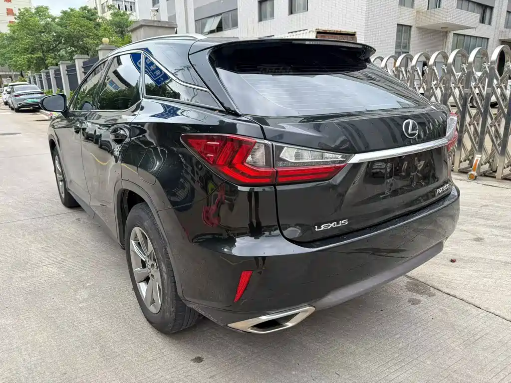 Lexus RX — миниатюра 6