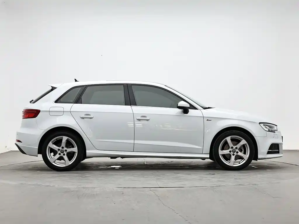 Audi A3 — миниатюра 5