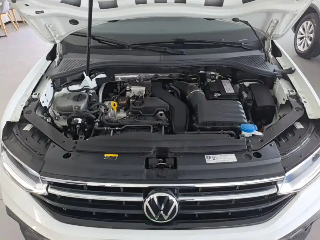 Volkswagen Tiguan L — миниатюра 20