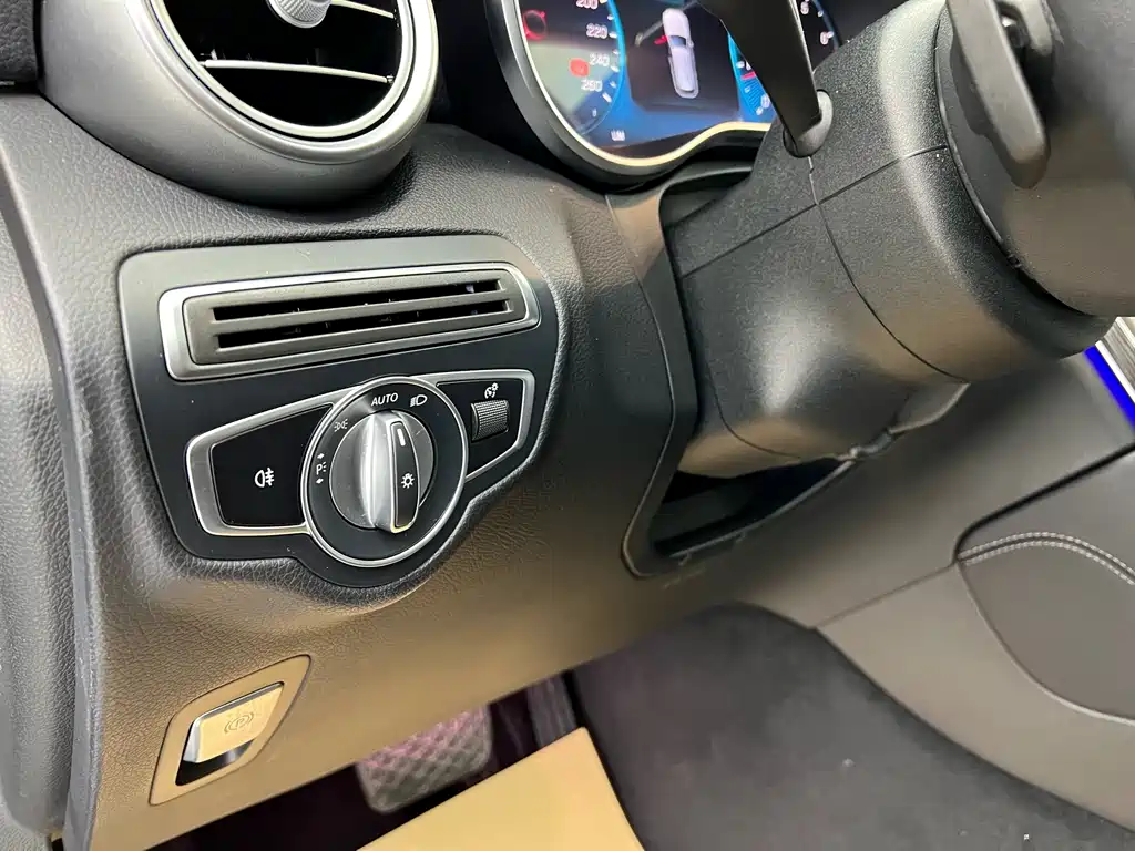 Mercedes-Benz GLC 2020 GLC 260 L 4MATIC Luxury