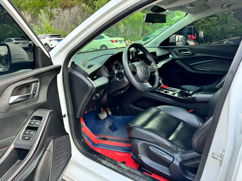 MG MG5 — миниатюра 4