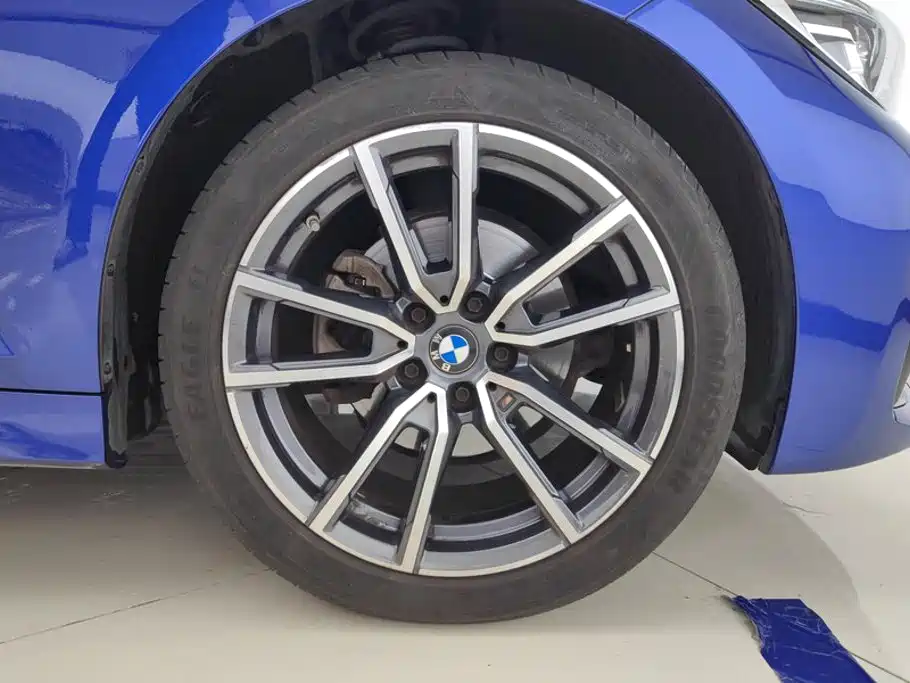 BMW 3 Series — миниатюра 6