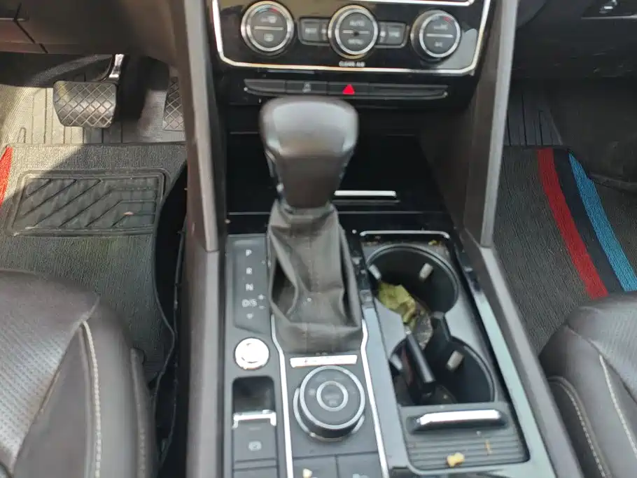 Volkswagen Teramont — миниатюра 16