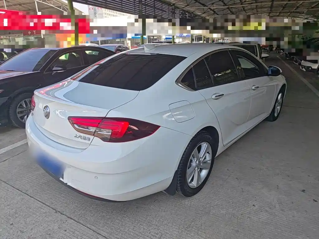 Buick Regal — миниатюра 7