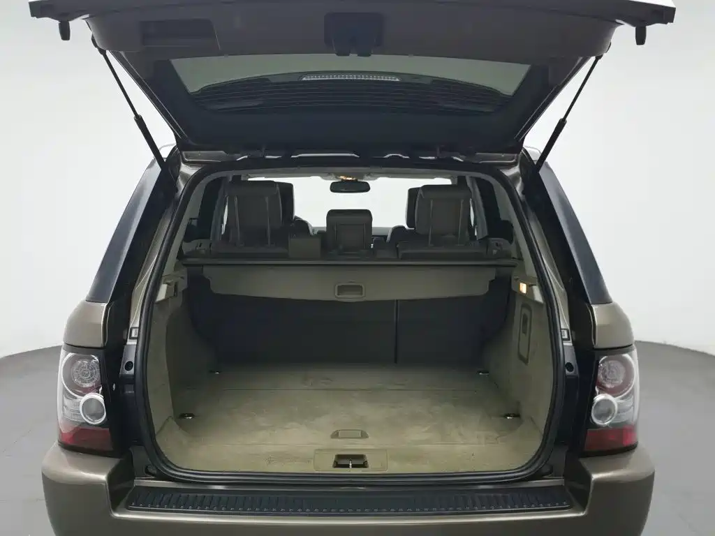 Land Rover Sport — миниатюра 16