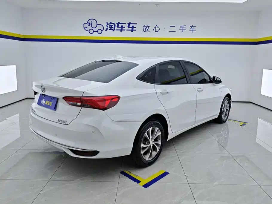 Buick Verano — миниатюра 3