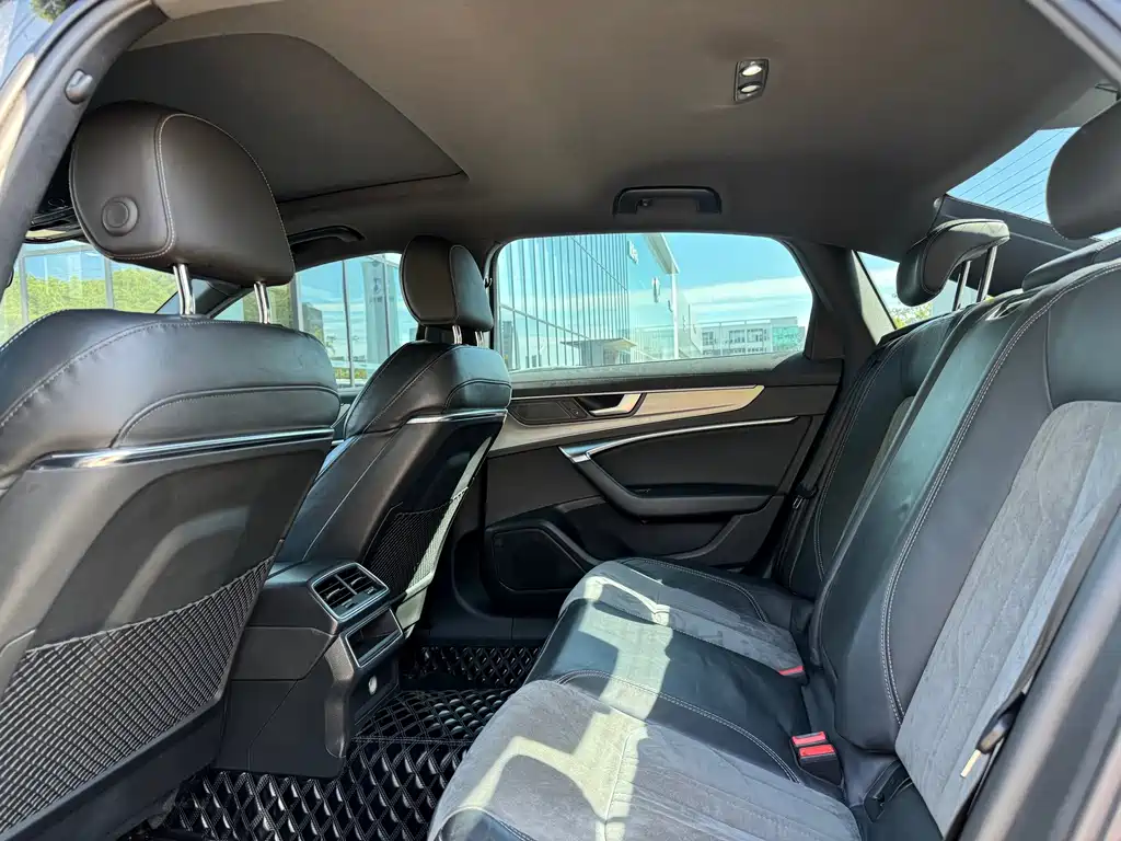Audi A6L — миниатюра 16