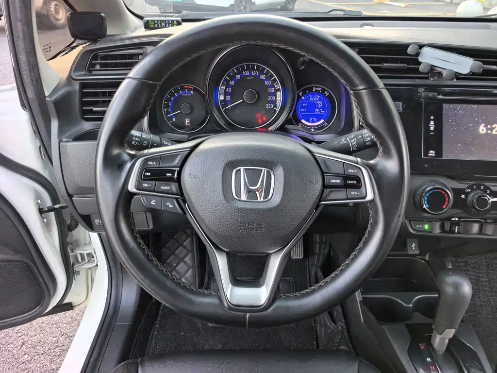 Honda Fit — миниатюра 16