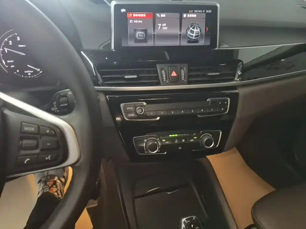 BMW X1 — миниатюра 13